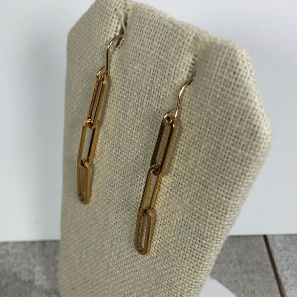 #27 Gold Rectangle Earrings, paperclip earrings - Picture 2 of 6